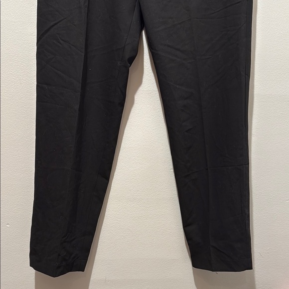 Van Heusen 34 x 30 Flat Front Straight Fit Flex Waist Men's Black Dress Pants - Picture 2 of 10